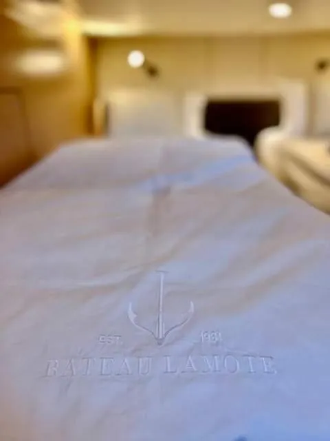 Botel Huswell - Bateau Coco Luxury Yacht Stay In Antwerp